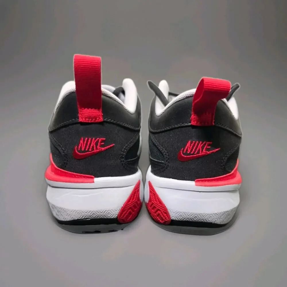 Size 6.5Y Nike Freak 5 (GS)